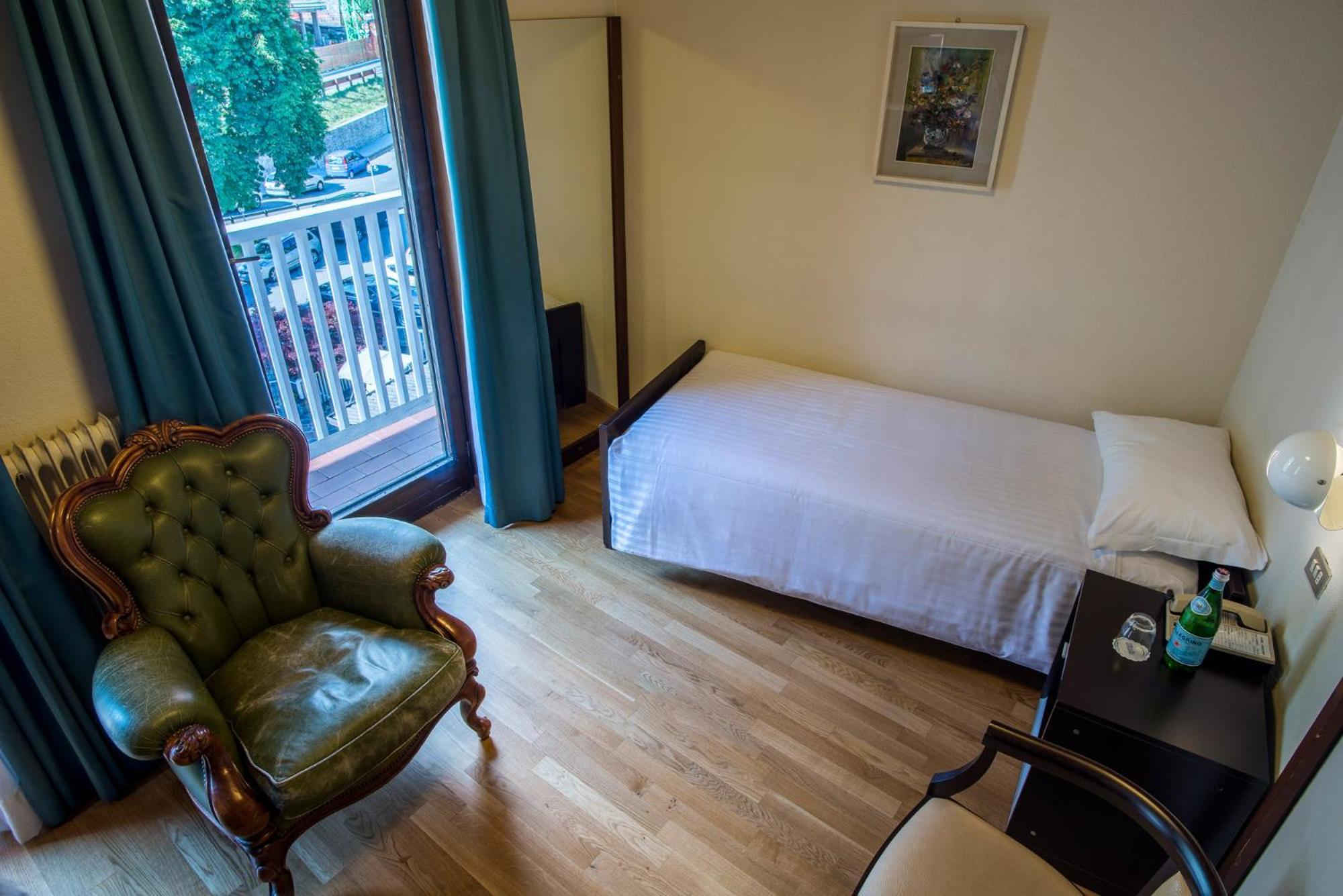 Hotel Mirella Ponte Di Legno Extérieur photo