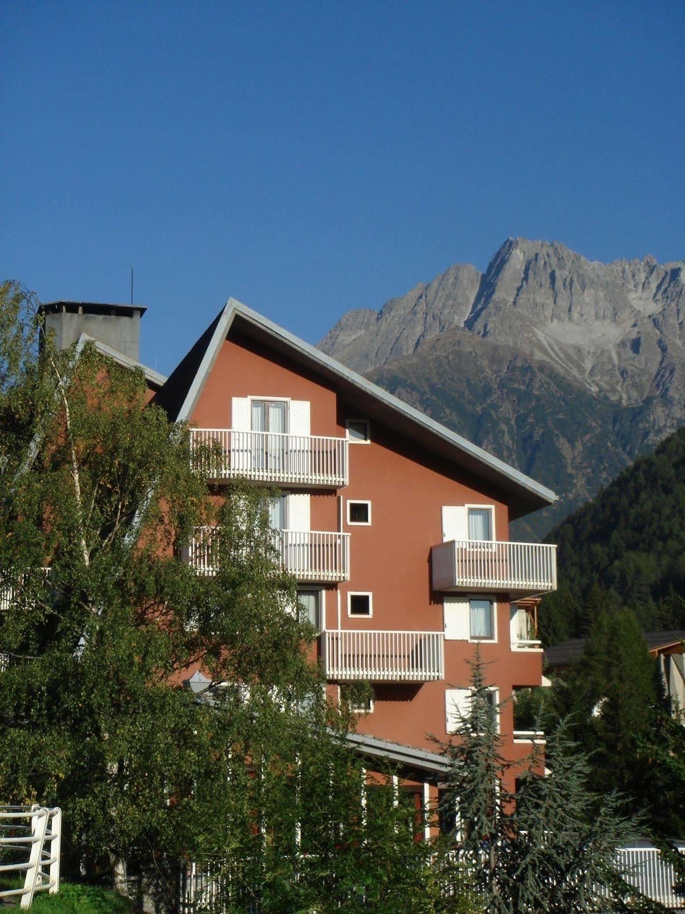 Hotel Mirella Ponte Di Legno Extérieur photo